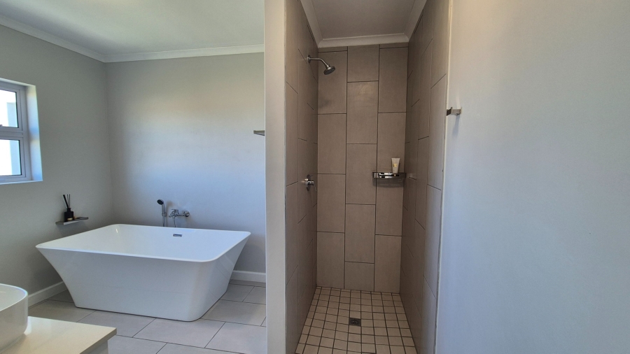 3 Bedroom Property for Sale in Country Club Western Cape